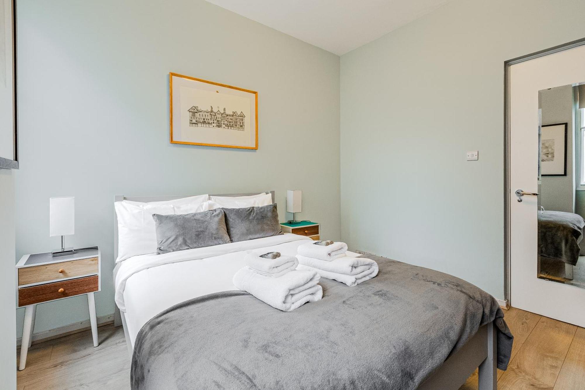 Stunning Central 2Br Flat Btw Soho & Covent Garden Londra Dış mekan fotoğraf