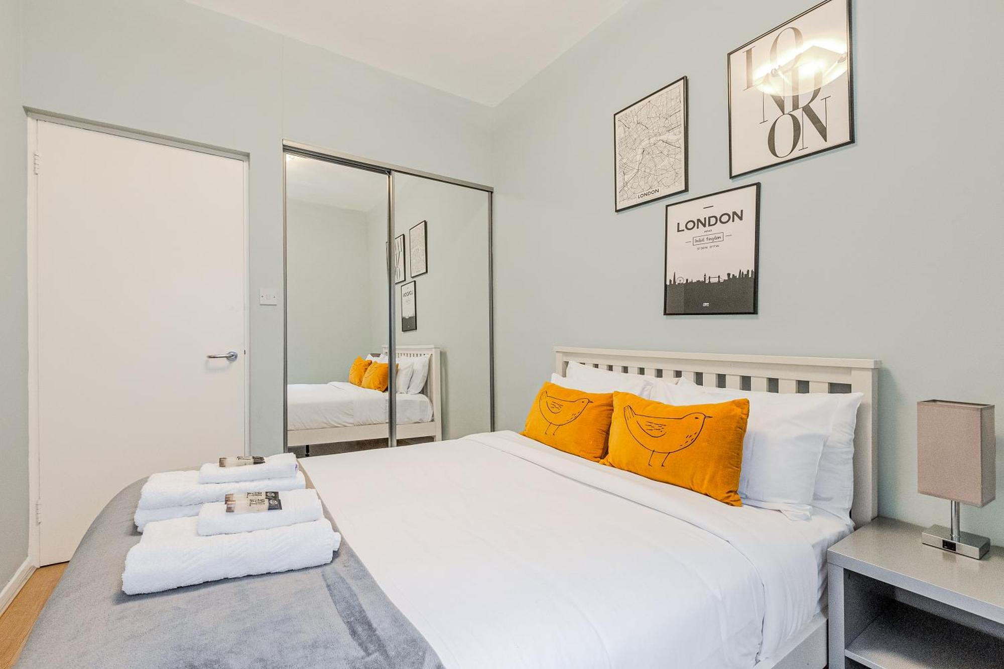 Stunning Central 2Br Flat Btw Soho & Covent Garden Londra Dış mekan fotoğraf